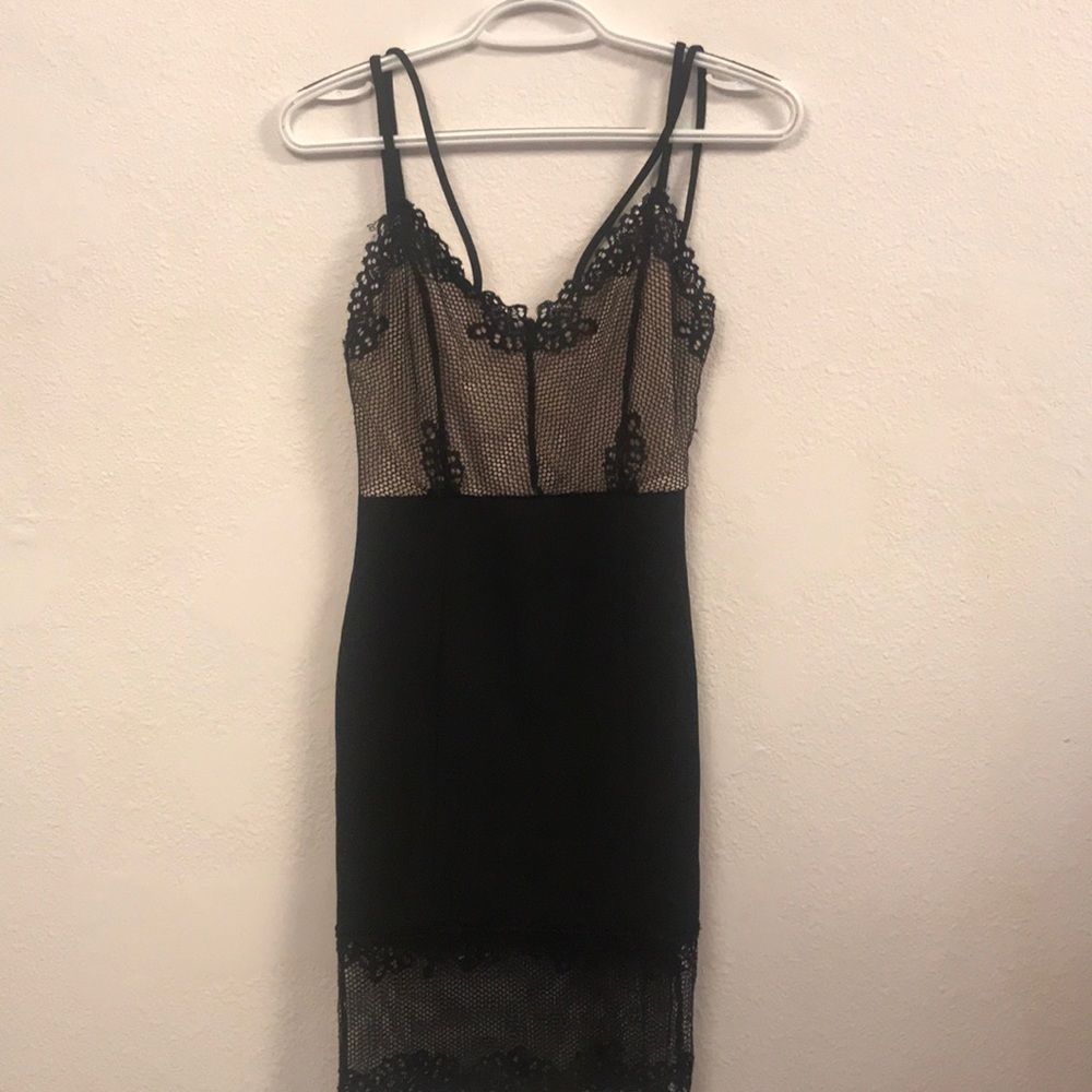 Privy dress size small